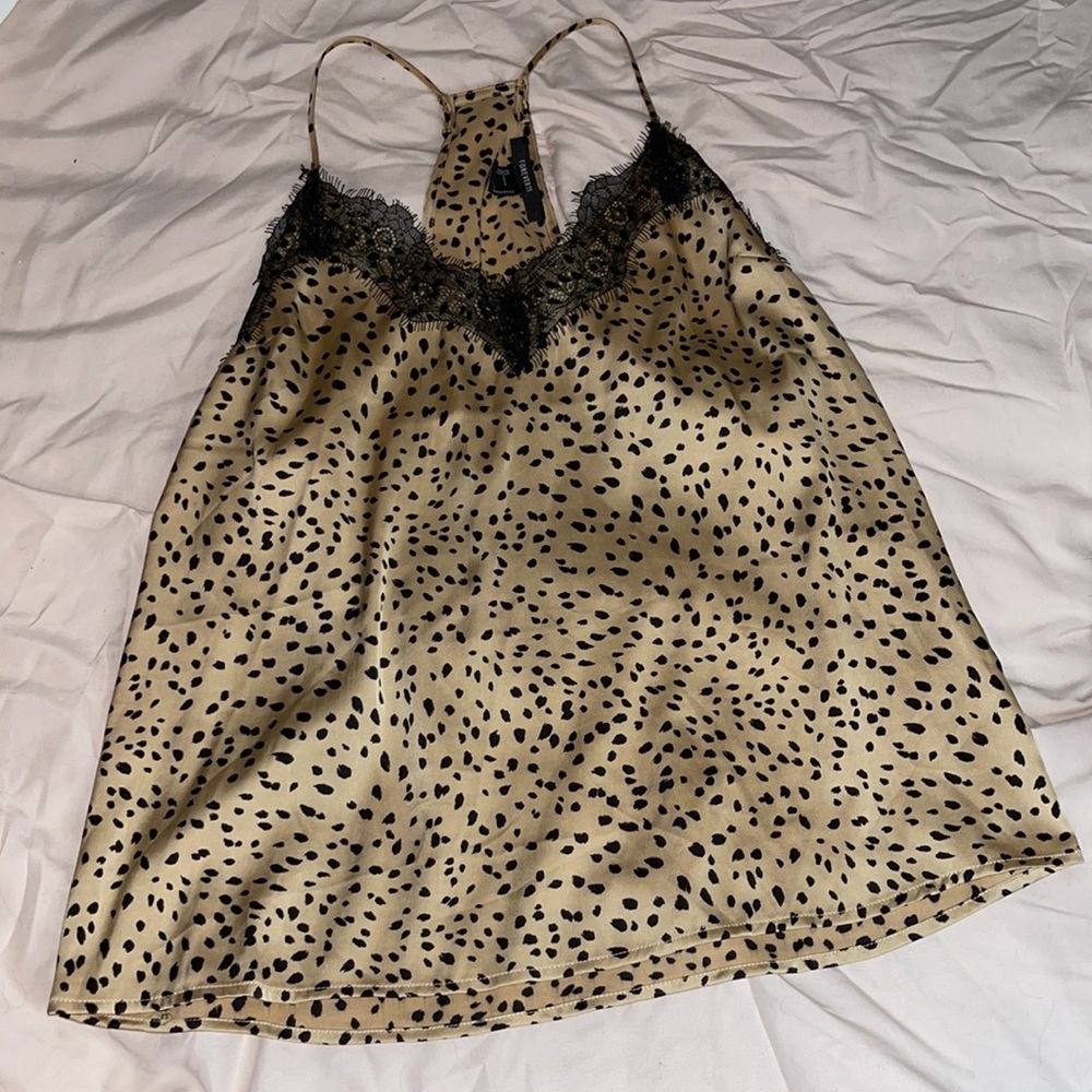 Leopard print top